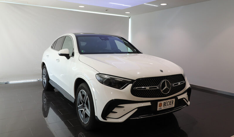Vehicle d'ocasió Mercedes-Benz GLC 300d blanc 4x4 vista frontal