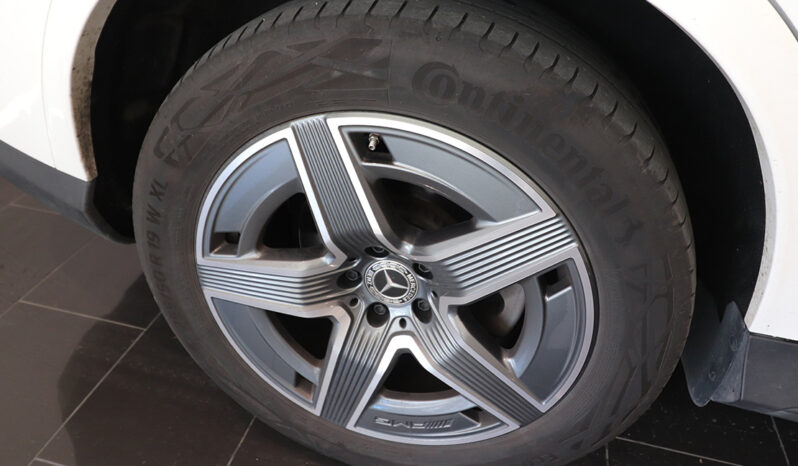MERCEDES-BENZ GLC 300d full