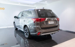 Mitsubishi Outlander PHEV full