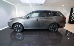 Mitsubishi Outlander PHEV full