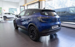 Renault Captur Esprit Alpine full