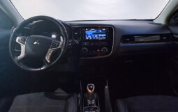 Mitsubishi Outlander PHEV 4×4 full