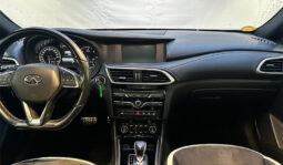 Infiniti Q30 Sport full