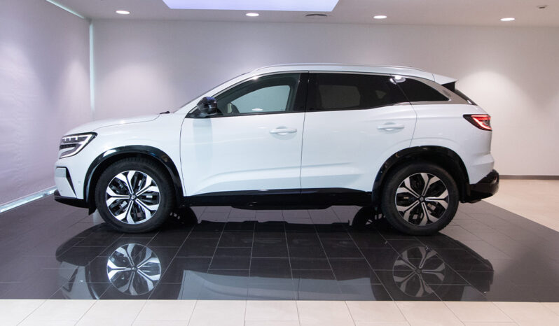 Renault Austral E-Tech Iconic full